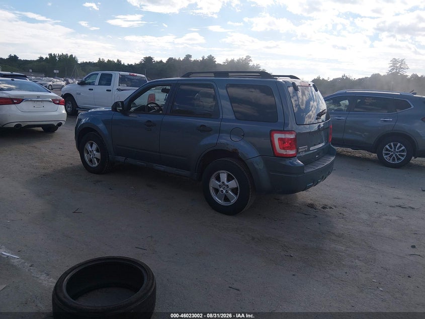 2011 FORD ESCAPE auction photo 3