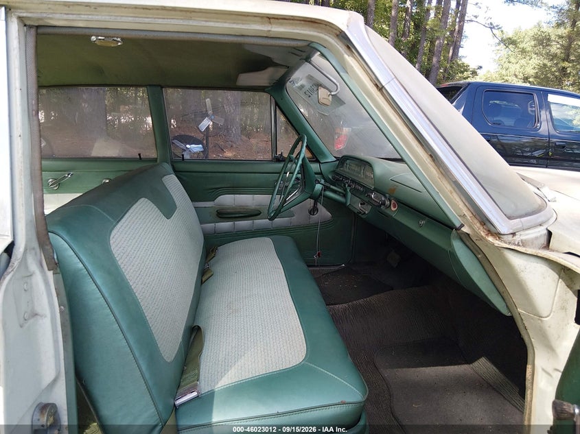 1960 FORD FAIRLANE auction photo 5