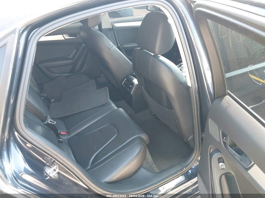 AUDI A4 2016 VIN WAUBFAFL6GN009827