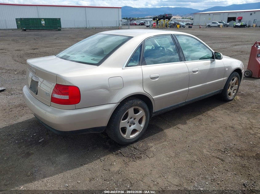 2000 AUDI A4