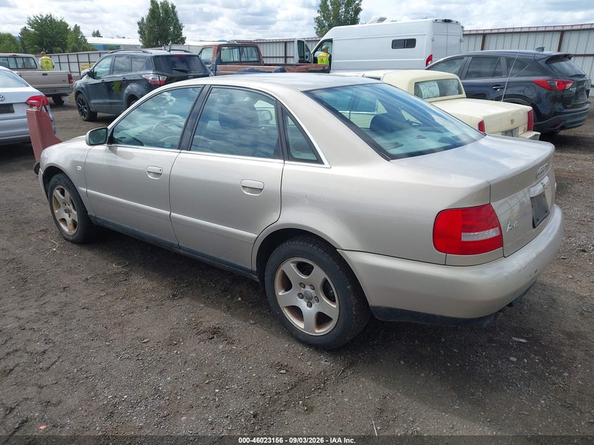 2000 AUDI A4 auction photo 3