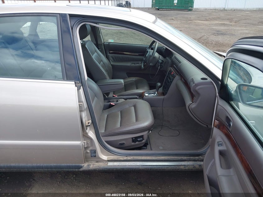 2000 AUDI A4 auction photo 5