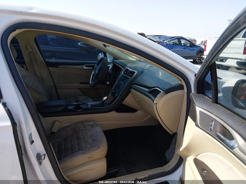 2014 FORD FUSION auction photo 5