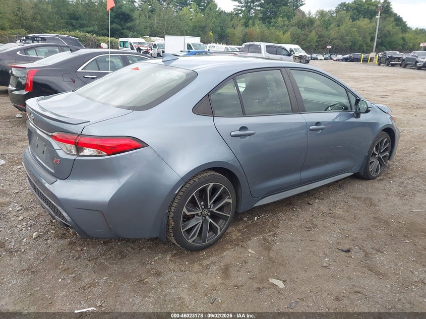 TOYOTA COROLLA - zdjęcie 4