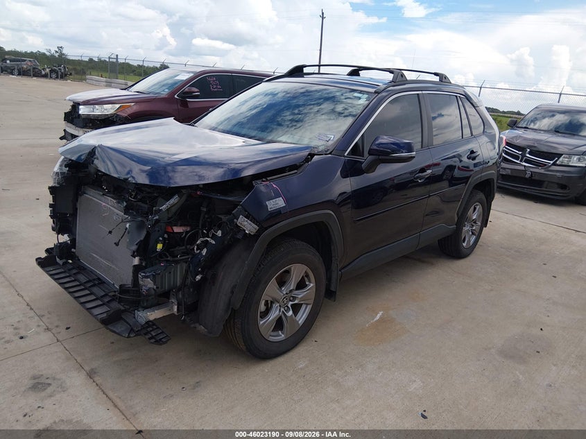 TOYOTA RAV4 - zdjęcie 2
