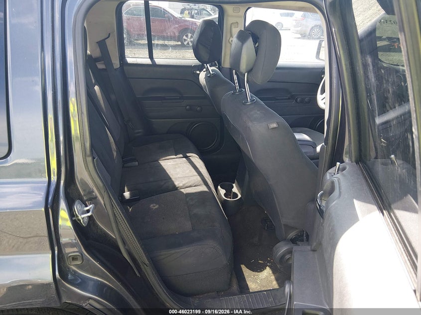 2014 JEEP PATRIOT auction photo 8