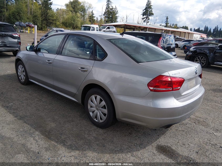 2013 VOLKSWAGEN PASSAT auction photo 3