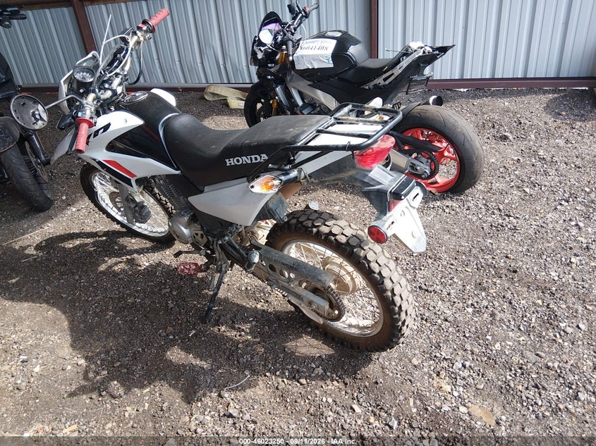 HONDA XR150L 2023