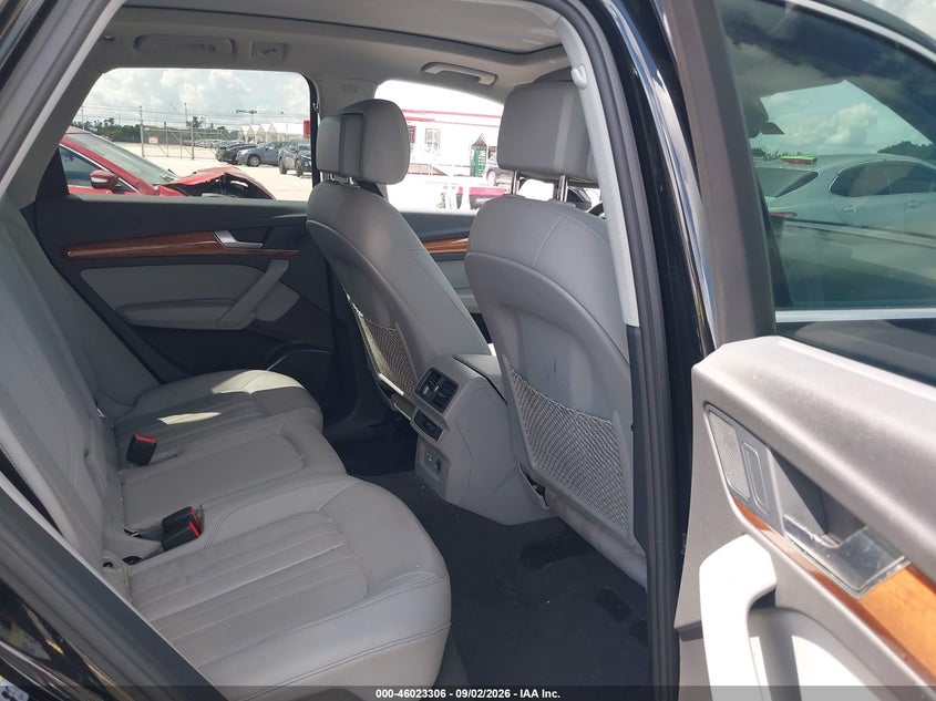 AUDI Q5 2022 VIN WA1GAAFY4N2084599