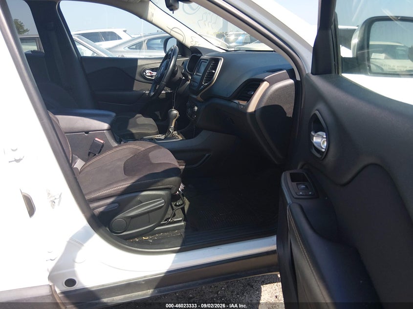 2015 JEEP CHEROKEE auction photo 5