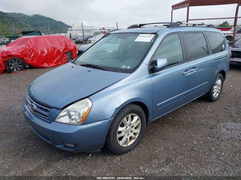 2008 KIA SEDONA auction photo 2