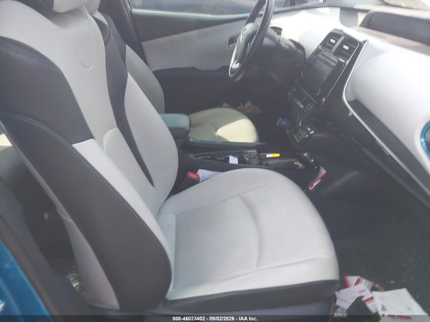 TOYOTA PRIUS - zdjęcie 5