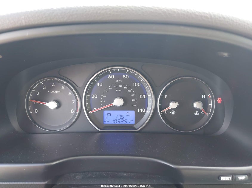2011 HYUNDAI SANTA FE auction photo 7