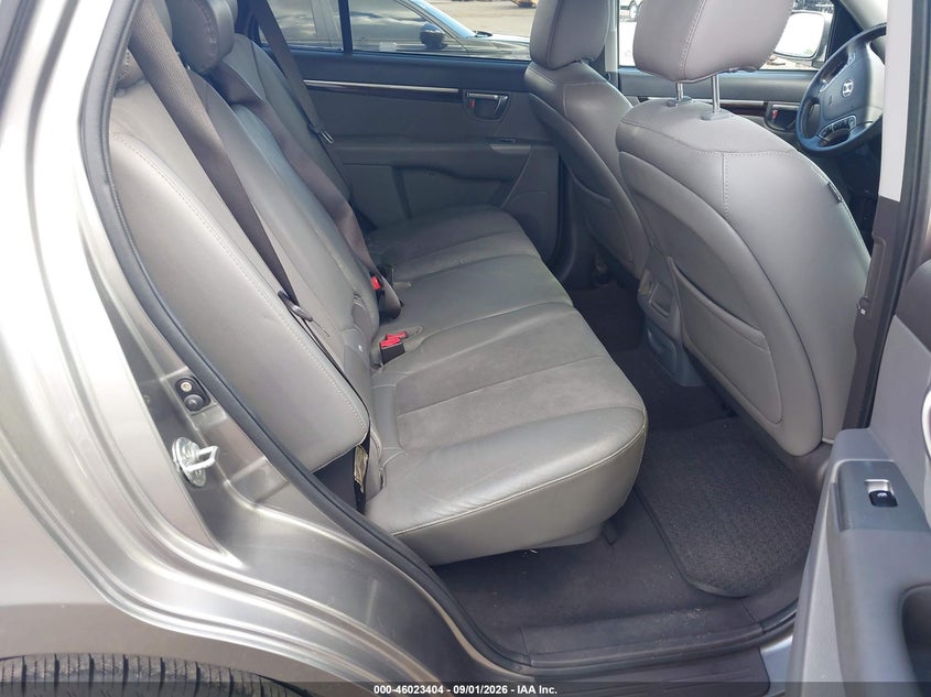 2011 HYUNDAI SANTA FE auction photo 8