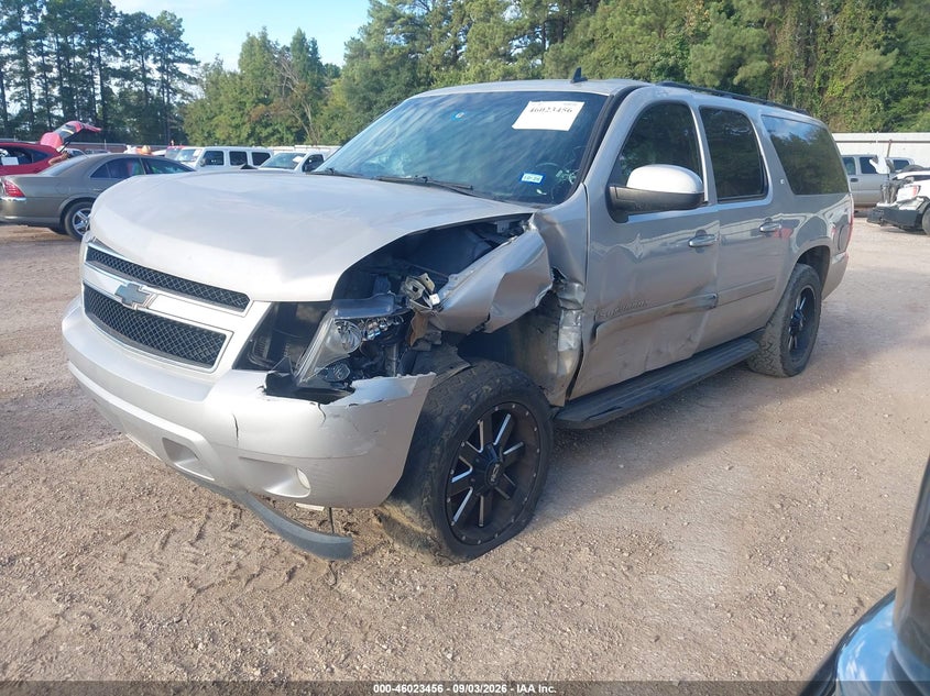 2008 CHEVROLET SUBURBAN 1500 auction photo 2
