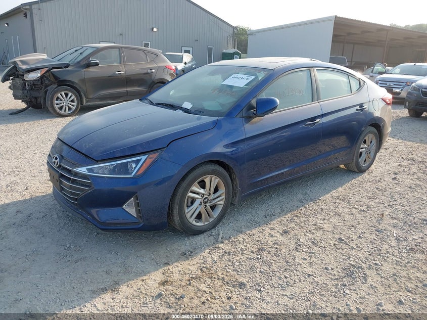 2020 HYUNDAI ELANTRA auction photo 2