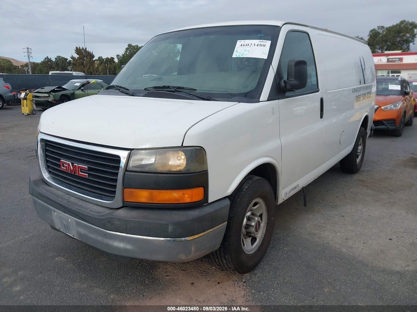 2014 GMC SAVANA 2500 auction photo 2