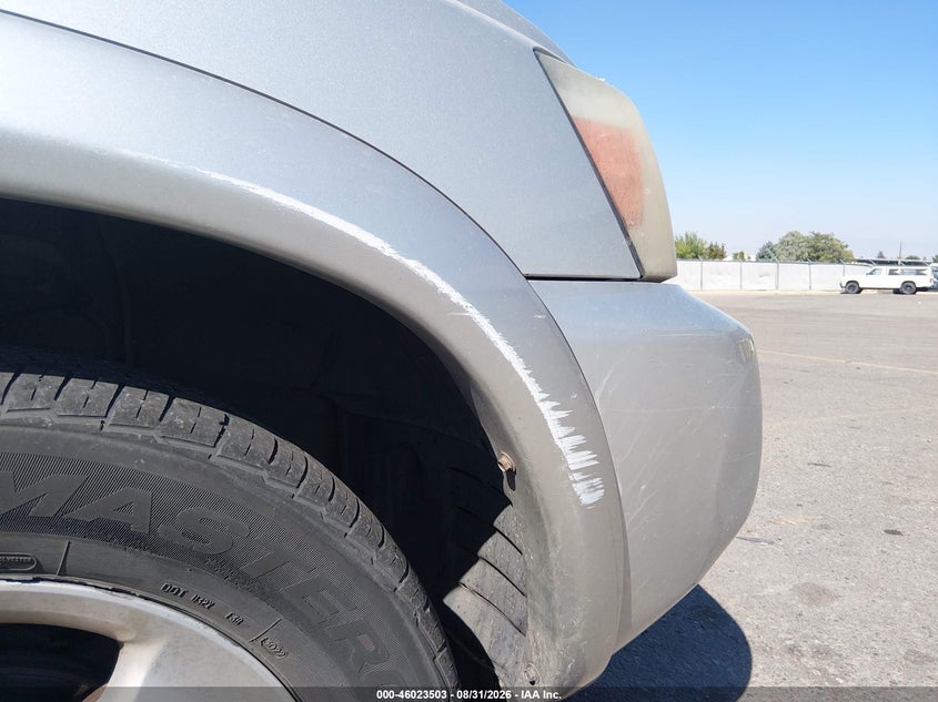 2005 TOYOTA HIGHLANDER auction photo 6