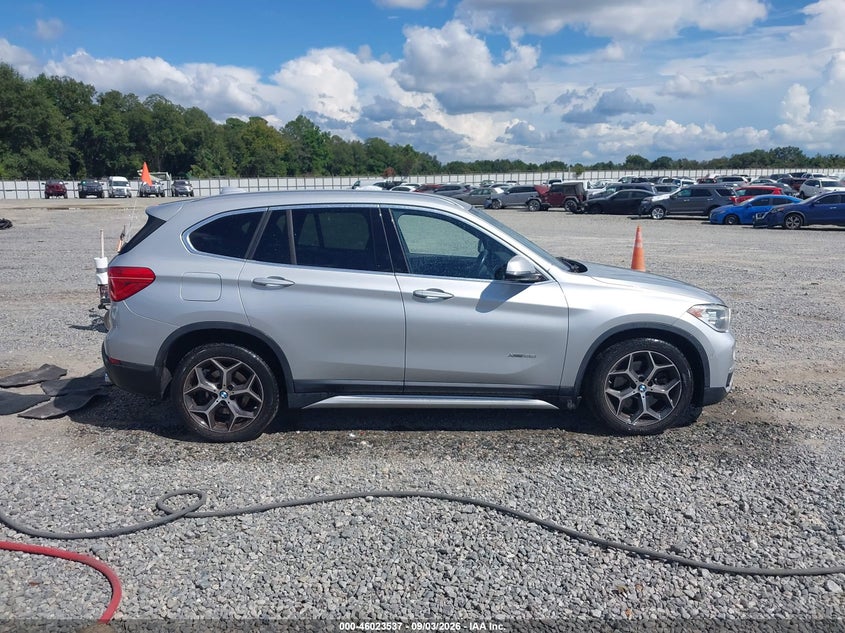 BMW X1 - zdjęcie 13