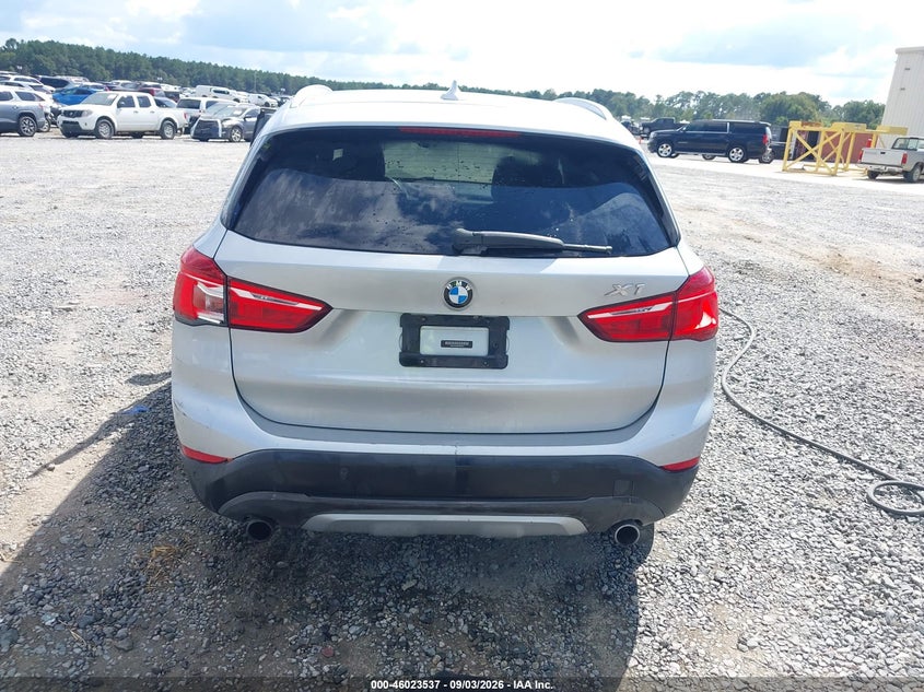 BMW X1 - zdjęcie 16