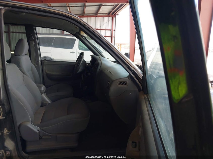 2002 KIA SPORTAGE auction photo 5