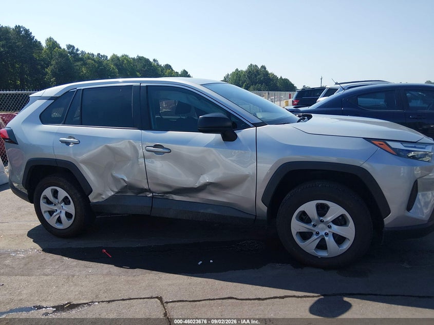 TOYOTA RAV4 - zdjęcie 13