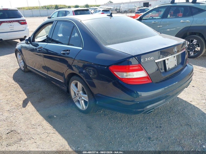 2011 MERCEDES-BENZ C 300 auction photo 3