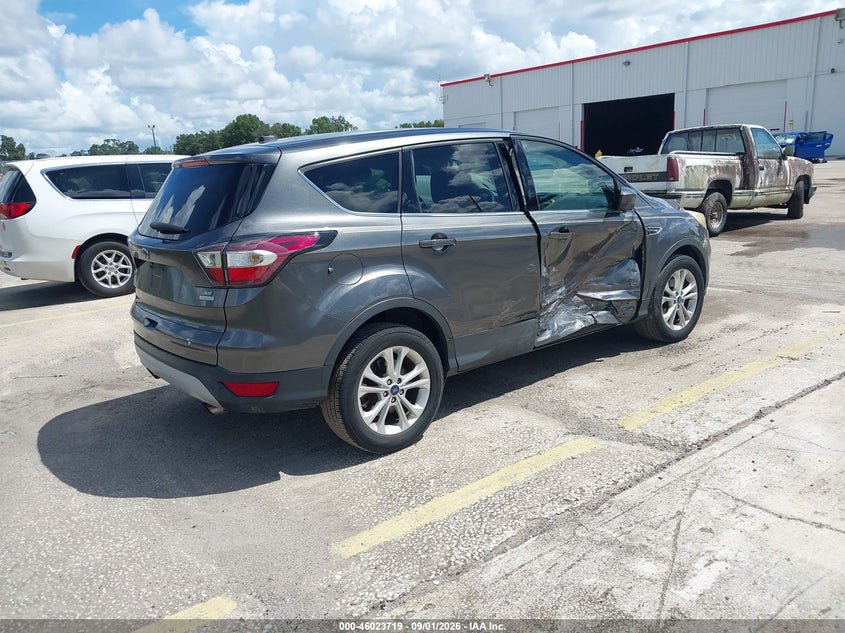 Vin: 1fmcu0gd9hua52883, lot: 46523111, ford escape se 20174