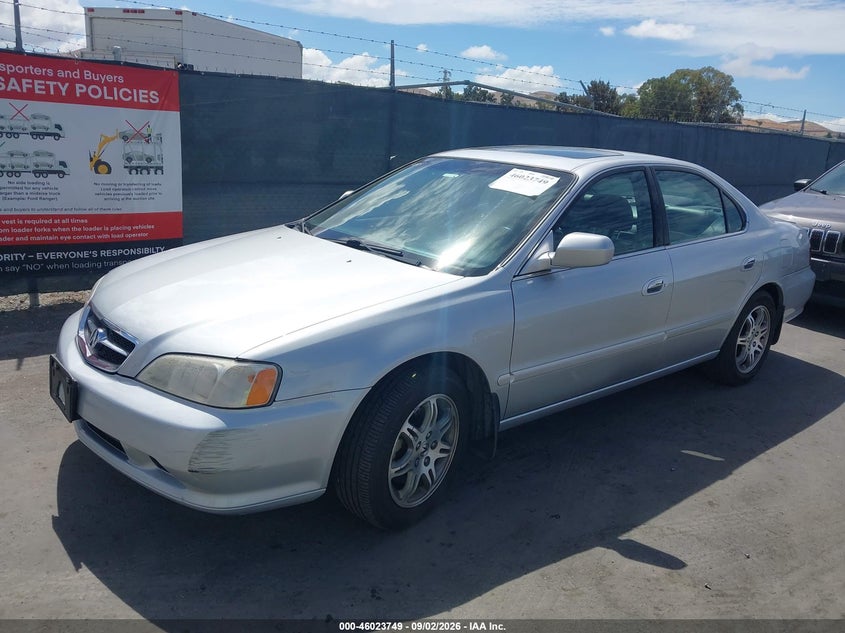 2001 Acura TL, Right Side, IAAI, VIN 19UUA56791A004402 — photo 2