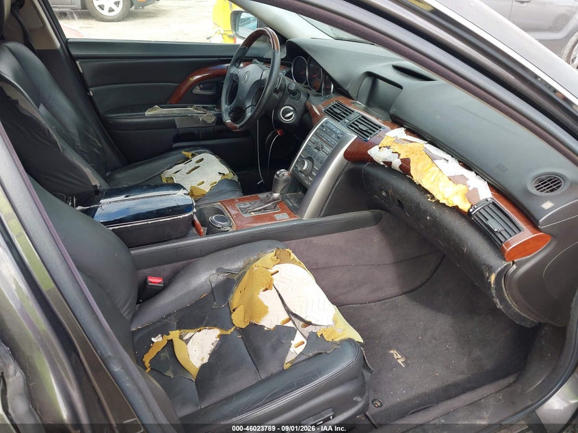 2010 ACURA RL auction photo 5