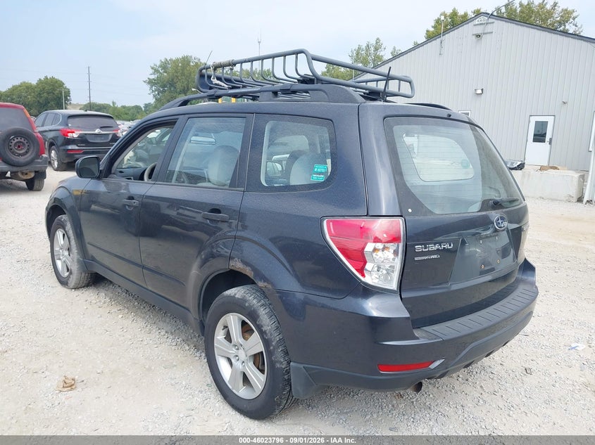 2012 SUBARU FORESTER auction photo 3