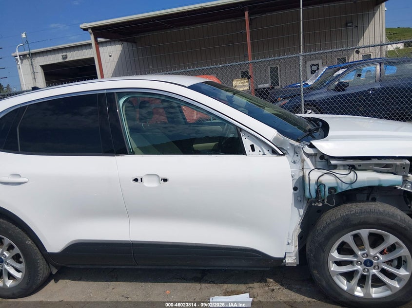2020 FORD ESCAPE SE · Фото 14
