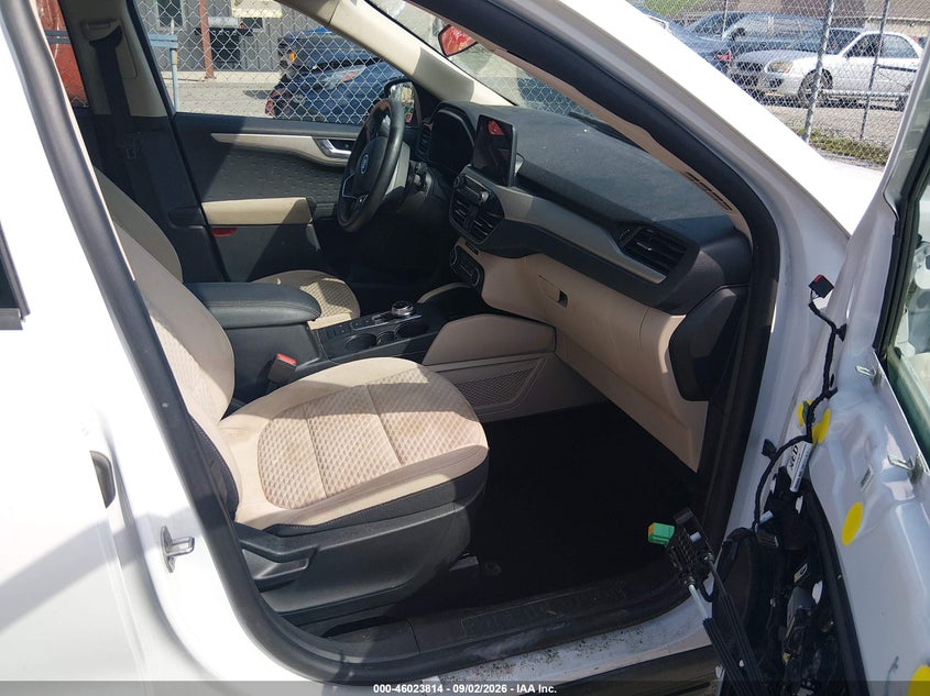 2020 FORD ESCAPE SE · Фото 5