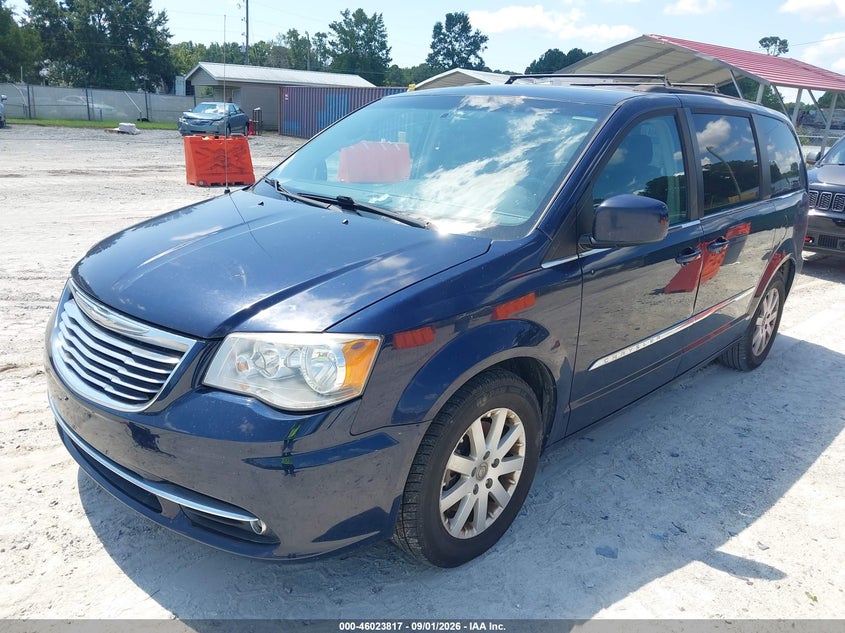 2015 CHRYSLER TOWN & COUNTRY auction photo 6
