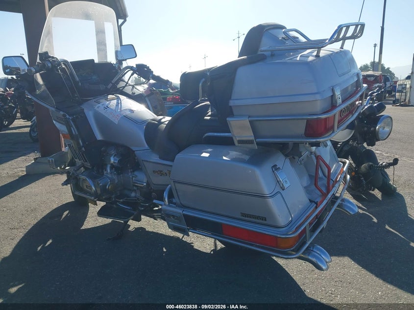 HONDA GL1200 1985