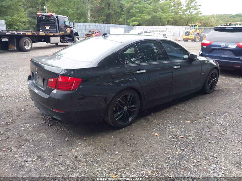 2012 BMW 550I auction photo 4