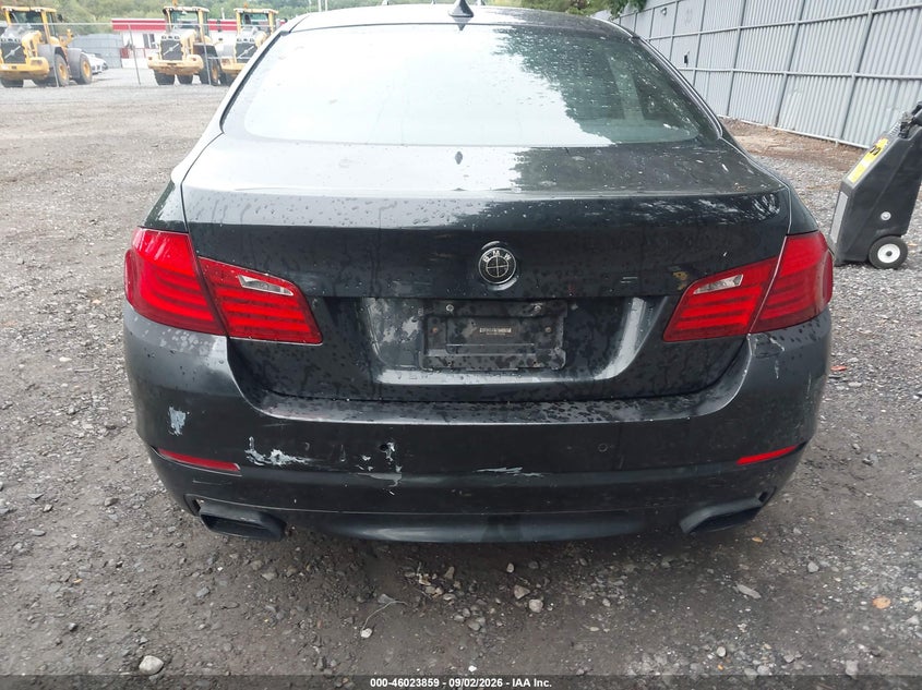 2012 BMW 550I auction photo 6