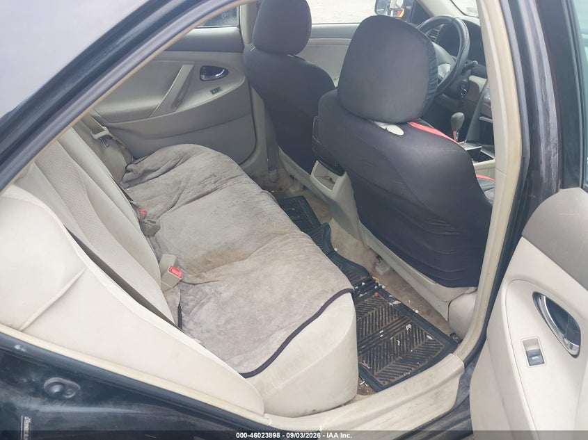 2010 TOYOTA CAMRY auction photo 8