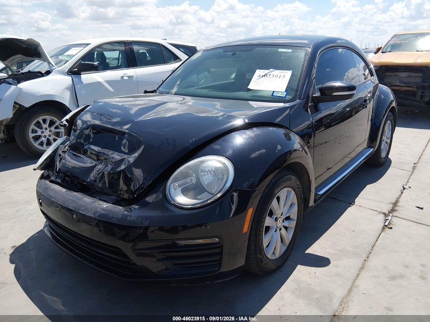 2019 VOLKSWAGEN BEETLE auction photo 2