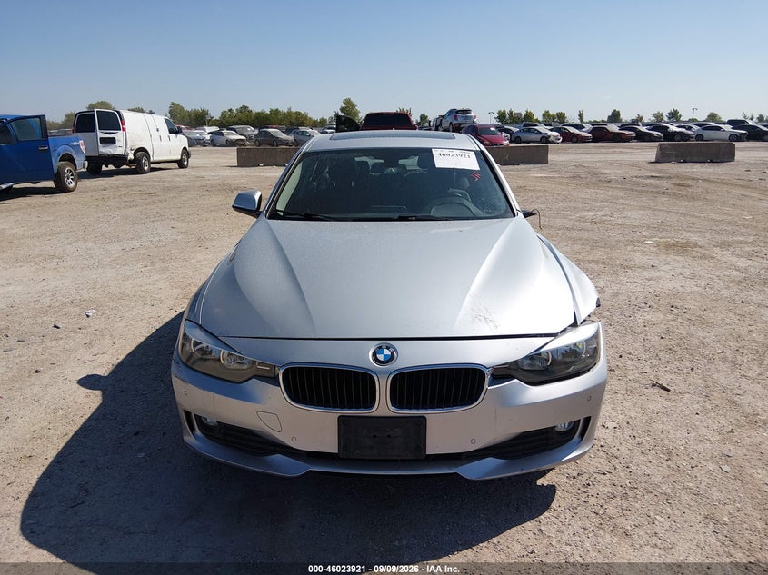 2015 BMW 320I · Фото 12