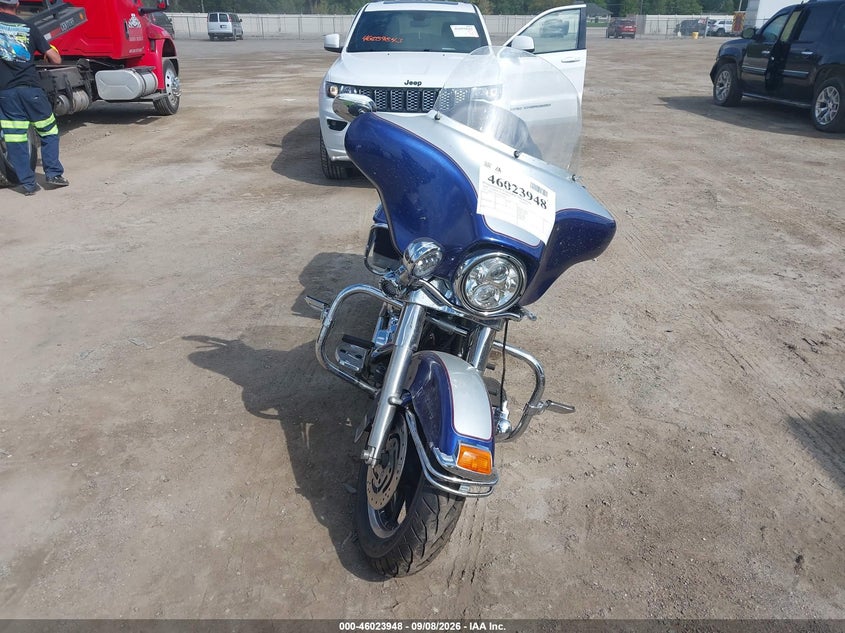 HARLEY-DAVIDSON FLHTCI 2006