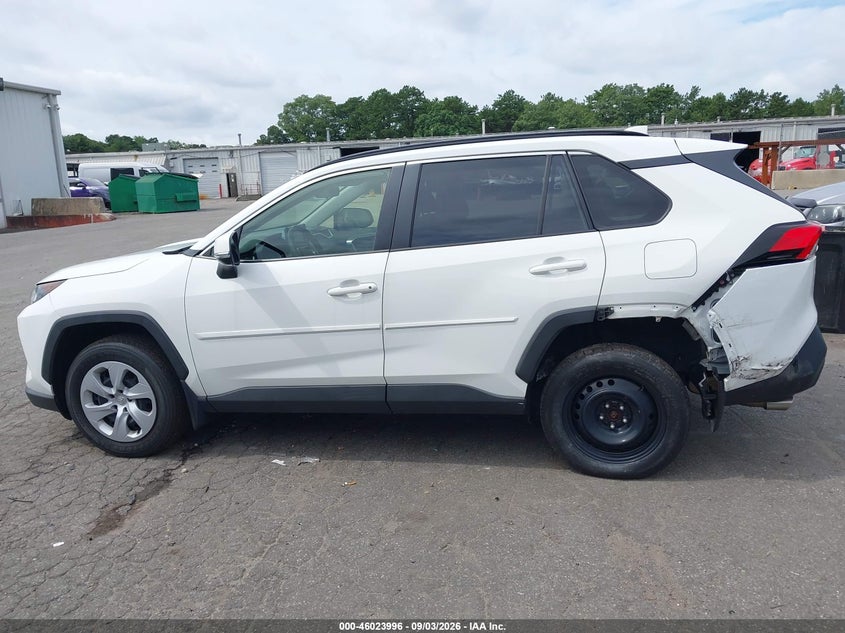 TOYOTA RAV4 - zdjęcie 15