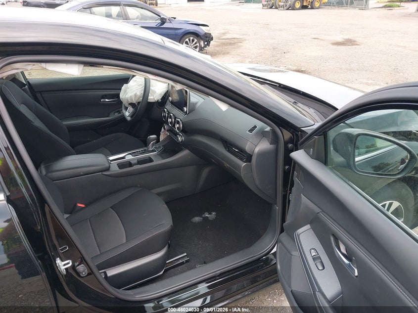 2023 NISSAN SENTRA auction photo 5