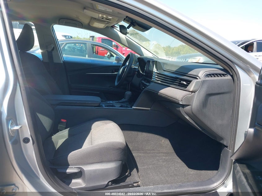 2025 TOYOTA CAMRY auction photo 5