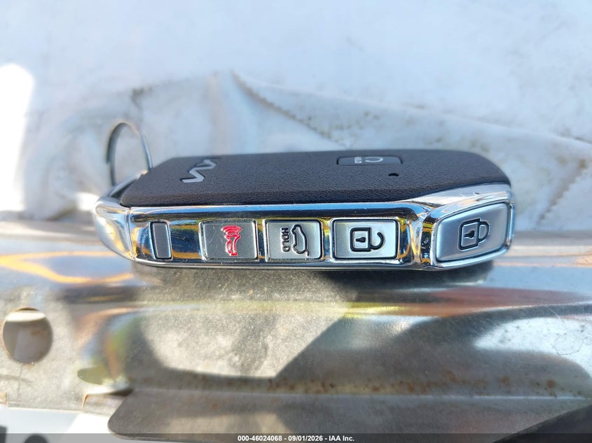 KIA SPORTAGE PLUG-IN HYBRID 2025 VIN KNDPYDDH0S7185014