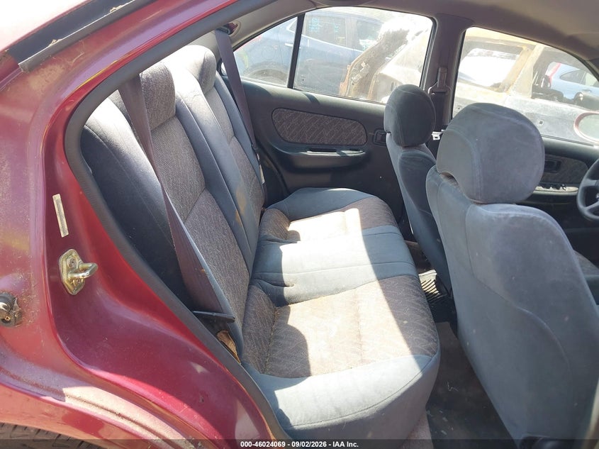 1999 NISSAN SENTRA auction photo 8