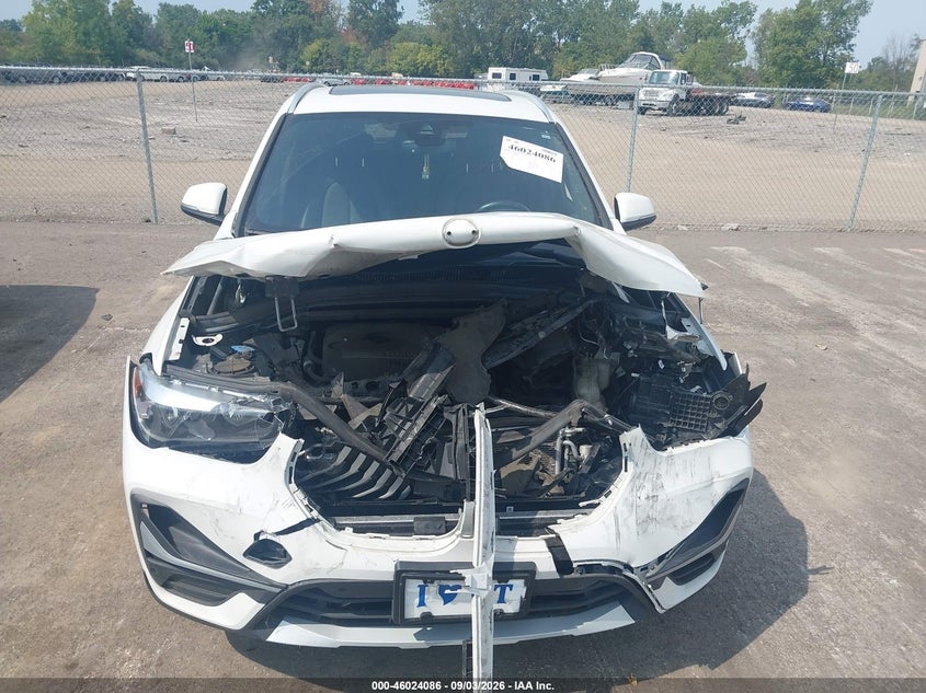 BMW X1 - zdjęcie 12