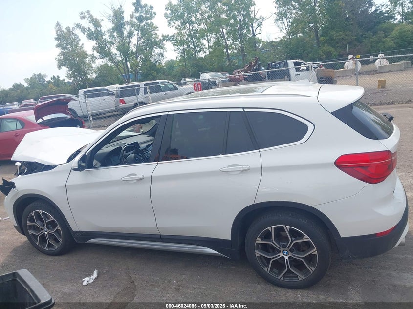 BMW X1 - zdjęcie 14