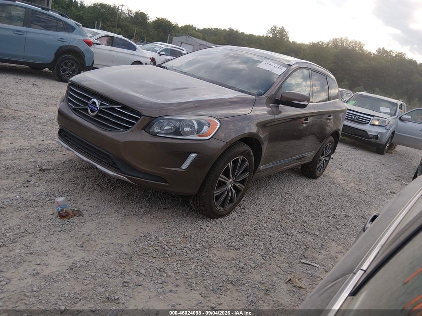2015 Volvo XC60, Удар ззаду, IAAI, VIN YV4902RK1F2736995 — фото 2