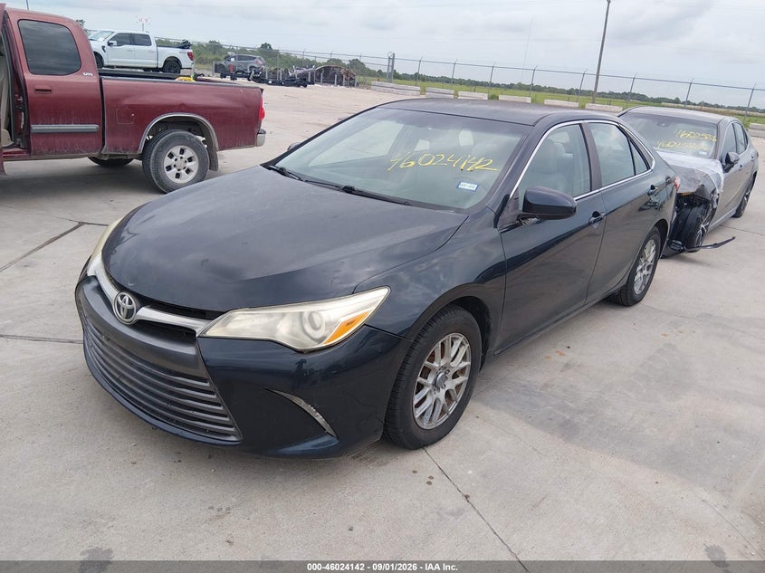 2015 TOYOTA CAMRY auction photo 2